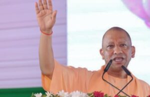 मुख्यमंत्री योगी आदित्यनाथ ने गोरखपुर में किया 926 करोड़ की 226 परियोजनाओं का लोकार्पण और शिलान्यास