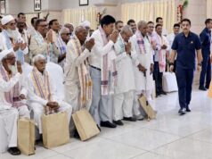 किसानों ने कहाकि उनके गांव में इंटरनेशनल एयरपोर्ट बनने से उनको मिली बड़ी पहचान, सीएम योगी ने निभाया हर वादा