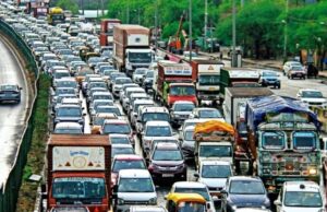 मेट्रो और फ्लाइओवर प्रोजेक्ट्स से बढ़ी परेशानी, भोपाल में 15 किलोमीटर तक ट्रैफिक का दबाव