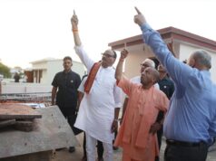 अलीगढ़ से सीधे घटनास्थल और अस्पताल पहुंचे CM योगी, हाईलेवल बैठक के बाद ताबड़तोड़ एक्शन