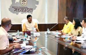 निर्धन परिवार, वृद्धजन और दिव्यांग साथी स्वयं को बेसहारा न समझें: मुख्यमंत्री डॉ. यादव