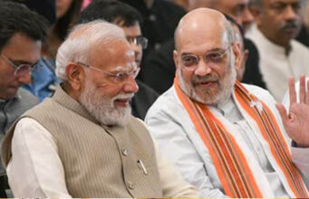 Modi Cabinet Expansion: दल बदलकर आए सांसदों की लग सकती है लॉटरी, जानें किस पर गिर सकती है गाज
