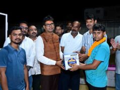 ग्रीष्मकालीन वॉलीबॉल शिविर में पहुंचे वित्त मंत्री ओ.पी. चौधरी, खिलाड़ियों को बांटी खेल किट