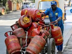 अंतरराष्ट्रीय कच्चे तेल में गिरावट के बावजूद घरेलू LPG कीमतें बनी हुईं स्थिर