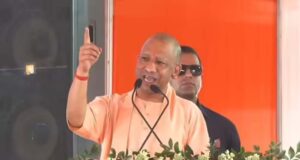 अयोध्या राम मंदिर विवाद पर देवरिया से योगी आदित्यनाथ का बड़ा बयान