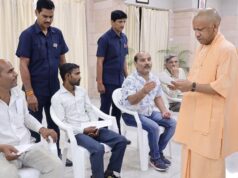 बूढ़ी मां संग आई बेटी ने बीटेक की पढ़ाई करने के लिए लगाई गुहार, मुख्यमंत्री ने किया आश्वस्त