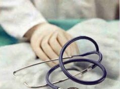परदेसी डॉक्टरों की प्रैक्टिस पर छिड़ी सियासत, स्वास्थ्य मंत्री बोले- सिर्फ बयान नहीं, छत्तीसगढ़ की भी सोचिए