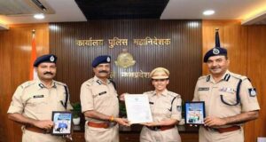 अफ्रीका की सर्वोच्च चोटी पर फहराया तिरंगा, मध्यप्रदेश पुलिस का बढ़ाया गौरव