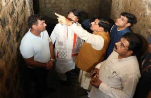 मुख्यमंत्री ने प्राचीन वीरगढ़ी हनुमान मंदिर परिसर की बावड़ी का किया अवलोकन