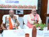 बुनकरों और शिल्पियों की आय बढ़ाने के लिए डिजाइन प्रशिक्षण एवं नवाचार पर जोर