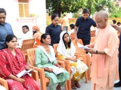 लगातार दूसरे दिन जनता दर्शन में मुख्यमंत्री ने सुनीं 200 लोगों की समस्याएं