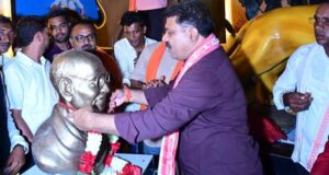 नेउरगाँव खुर्द में ग्रामीणों ने पेश की आपसी एकता की मिसाल- उप मुख्यमंत्री विजय शर्मा