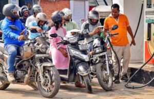 अब ₹32 लीटर में चलेगी गाड़ी! सस्ते ईंधन और 60 KM तक के एवरेज ने किया कमाल