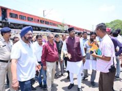 पातरा नाले में मिट्टी डंप होने पर जताई नाराजगी