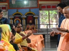 जनता दर्शन में आए लोगों से बोले सीएम – घबराइए मत, सबकी होगी भरपूर मदद