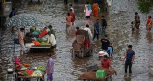 मौसम का बड़ा बदलाव: 10 हजार KM लंबी बादलों की पट्टी से बढ़ी बारिश की उम्मीद, बंगाल की खाड़ी पहुंचते ही बदलेगा मिजाज