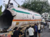 मध्य प्रदेश के खरगोन में बड़ा हादसा: टैंकर धमाके से दहला इलाका, आसपास के घरों के दरवाजे तक टूटे