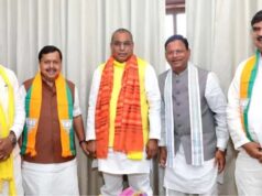 एनडीए में एकजुटता पर जोर, सीट बंटवारे पर चर्चा नहीं; लखनऊ में हुई अहम बैठक