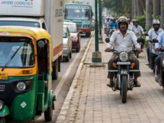 अब फुटपाथ पर वाहन चलाना पड़ेगा भारी, कर्नाटक में ₹5,000 जुर्माने की तैयारी