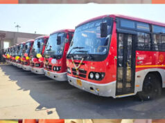 कर्नाटक में सरकारी बसों की बदहाल हालत पर बवाल, हेडलाइट बंद तो मोबाइल टॉर्च से चला सफर; KKRTC घिरी