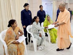 लखनऊ में जनता दर्शन: सीएम ने समयबद्ध और निष्पक्ष समाधान के दिए निर्देश