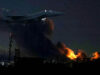US Airstrike on Iran: होर्मुज में फिर भड़की जंग, कमांड सेंटर, रडार और मिसाइल साइट्स समेत 80 ठिकाने तबाह