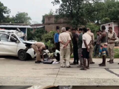 MP Accident: उमरिया के NH-43 पर बड़ा हादसा, खड़े ट्रक में घुसी कार, पांच की मौके पर मौत