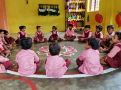 खेल-खेल में मनोरंजक तरीके से सीख रहे हैं बच्चे