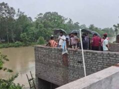 बिलासपुर में बारिश का कहर, जलभराव में घिरे मकान; राहत का इंतजार कर रहे परिवार