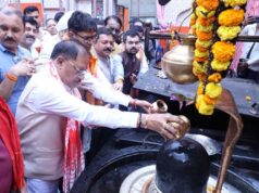 Chief Minister Vishnu Deo Sai visits Kosmanara on Guru Purnima; offers prayers at Satyanarayan Baba Dham.
