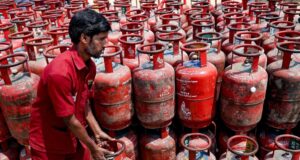 LPG सिलेंडर पर ₹500 कैश बेनिफिट, जानिए किन ग्राहकों को मिलेगा यह बड़ा लाभ