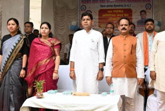 मंत्री टंक राम वर्मा का संदेश- सकारात्मक सोच और अच्छी संगति से तय होती है जीवन की दिशा