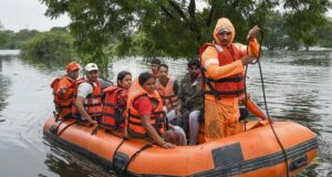बाढ़ प्रभावित क्षेत्रों में राहत-बचाव के लिए 86 टीमें तैनात, एनडीआरएफ-एसडीआरएफ और पीएसी मोर्चे पर