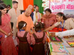 मुख्यमंत्री ने सपेरा समुदाय के प्रतिनिधियों को प्रदान किए आवासीय पट्टे