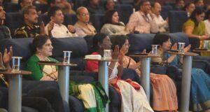स्वतंत्रता दिवस पर ‘जय गढ़िया बाबा दल’ ने बिखेरा छत्तीसगढ़ी लोकसंस्कृति का जादू