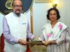 राज्यपाल डेका को लोक सेवा आयोग की अध्यक्ष सु शांडिल्य ने वार्षिक प्रतिवेदन सौंपा
