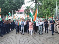 मुख्यमंत्री डॉ. यादव ने मुख्यमंत्री निवास पर लगाया तिरंगा