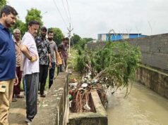 पीड़ित परिवारों के घरों तक पहुंचकर जलभराव से हुए नुकसान का किया प्रत्यक्ष अवलोकन