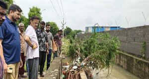 पीड़ित परिवारों के घरों तक पहुंचकर जलभराव से हुए नुकसान का किया प्रत्यक्ष अवलोकन
