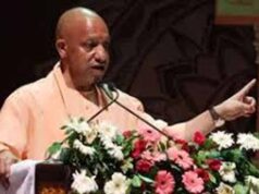 काकोरी शताब्दी समारोह में योगी का हमला, बोले- सोशल मीडिया से फैलाया जा रहा भ्रम