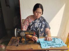 ग्राम दौना की संतोषी डहरिया दो महिलाओं को भी दे रहीं रोजगार