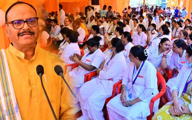 10A_215.jpg