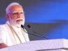 वडोदरा में PM मोदी का कांग्रेस पर निशाना, ‘हमने बनाए 50 हजार रेल कोच, कांग्रेस 50 हजार टॉयलेट भी नहीं बना पाई’