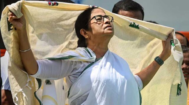 Mamata_Banerjee_107_1-1.jpg
