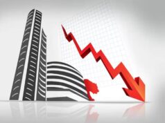 Stock Market Fall: शेयर बाजार में भारी गिरावट, सेंसेक्स 700 अंक टूटा, निफ्टी पर भी दबाव