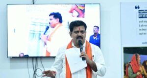 उप मुख्यमंत्री ने भोरमदेव शक्कर कारखाना में 28 हजार शेयरधारी गन्ना किसानों को रियायती दर पर शक्कर वितरण का किया शुभारंभ