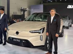 Volvo EX90 Electric SUV: भारत में आई लग्जरी इलेक्ट्रिक SUV, दमदार बैटरी और प्रीमियम फीचर्स के साथ कीमत जानें