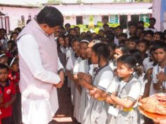 CM मोहन यादव का अनोखा अंदाज, बीच रास्ते रुककर बच्चों से मिले मुख्यमंत्री और जाना हालचाल