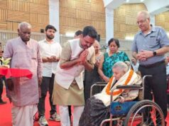 अनुभव की विरासत को सलाम, यूपी में शतायु बुजुर्गों और वरिष्ठ अचीवर्स का हुआ सम्मान