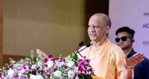 अयोध्या से चित्रकूट तक गूंजे रामायण के श्लोक, यूपी के सभी जिलों में धूमधाम से मनी महर्षि वाल्मीकि जयंती